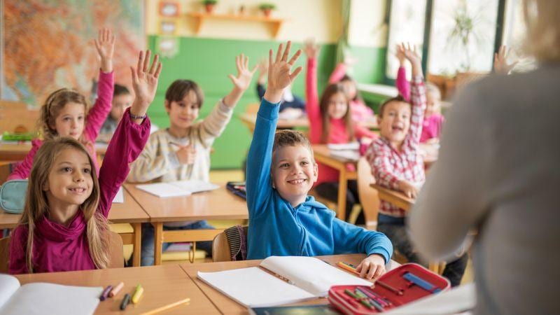 מארגז החול אל שולחן הלימודים – איך צולחים את המעבר