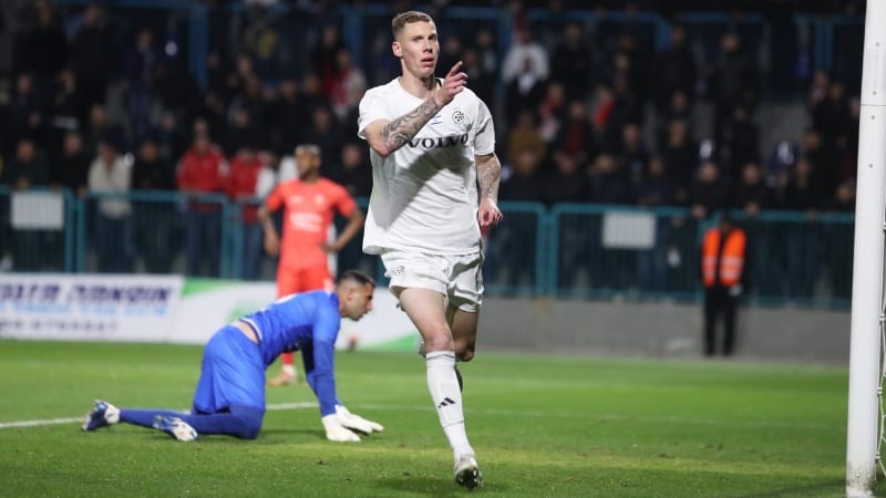 עברו בשלום: 2-0 למכבי חיפה על אום אל פחם